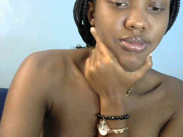 Trisha254 webcam