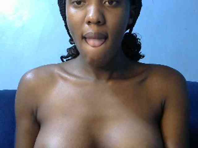Trisha254 webcam