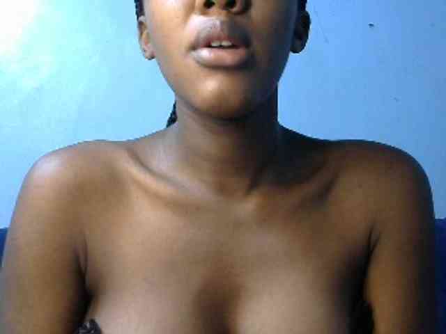 Trisha254 webcam