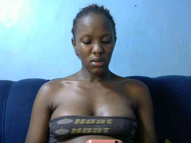 Trisha254 webcam