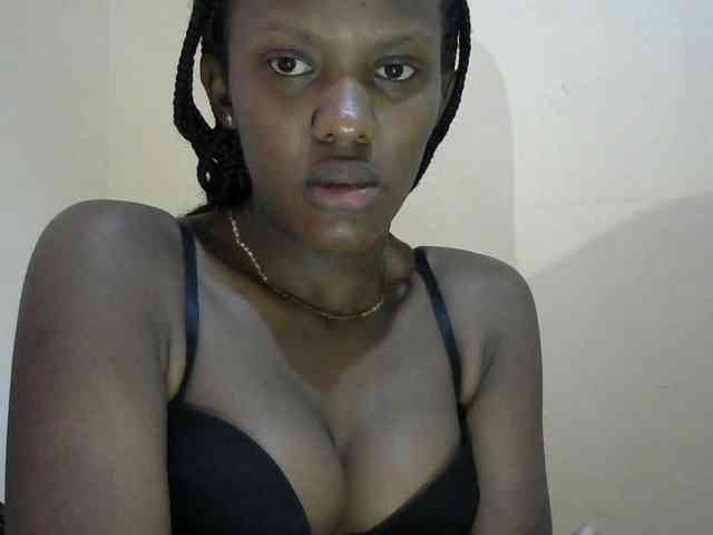 Trisha254 webcam