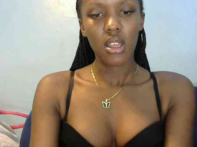 Trisha254 webcam
