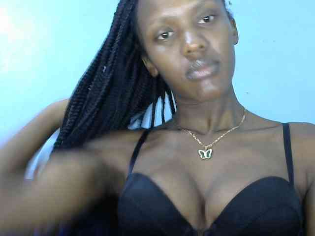 Trisha254 webcam