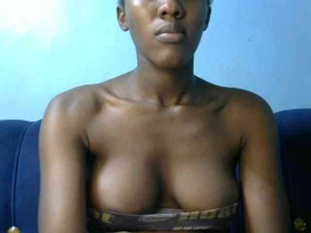 Trisha254 webcam