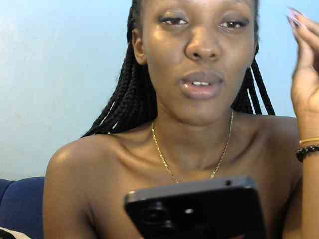 Trisha254 webcam