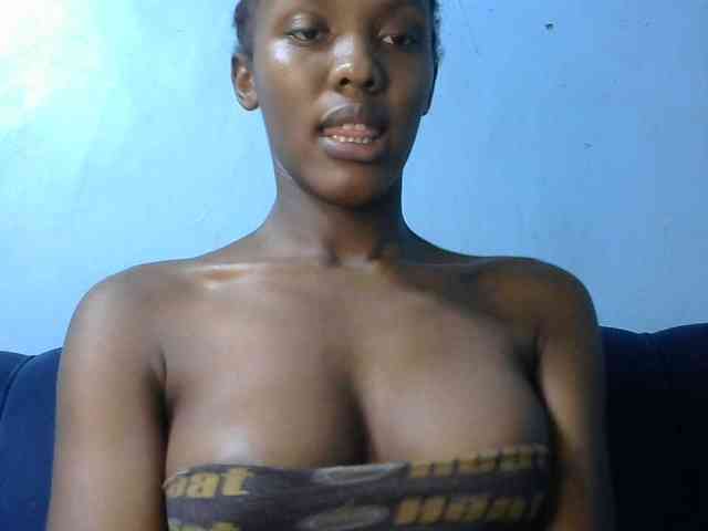 Trisha254 webcam