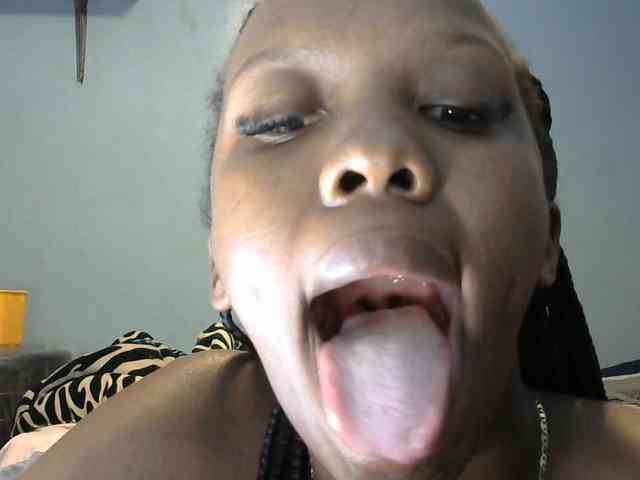 Trisha254 webcam