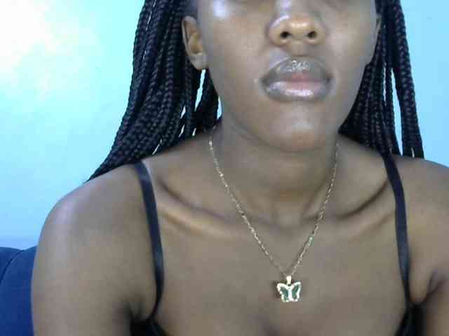 Trisha254 webcam