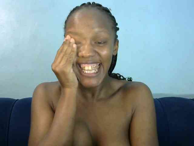 Trisha254 webcam