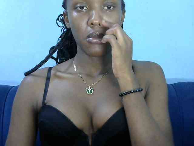 Trisha254 webcam