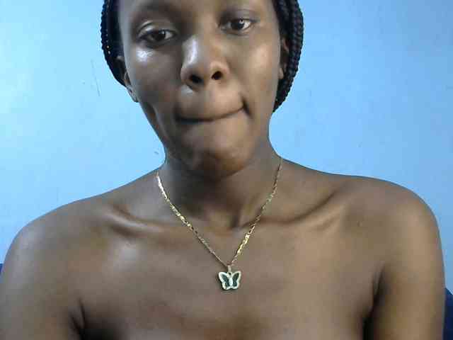 Trisha254 webcam