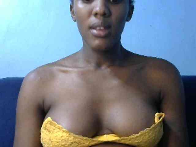 Trisha254 webcam