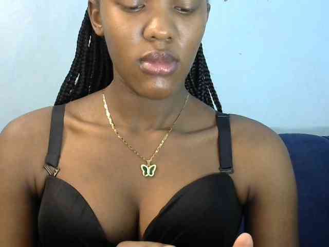 Trisha254 webcam