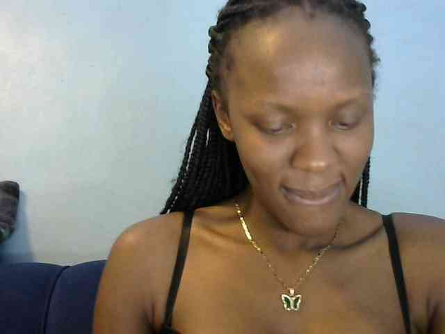 Trisha254 webcam