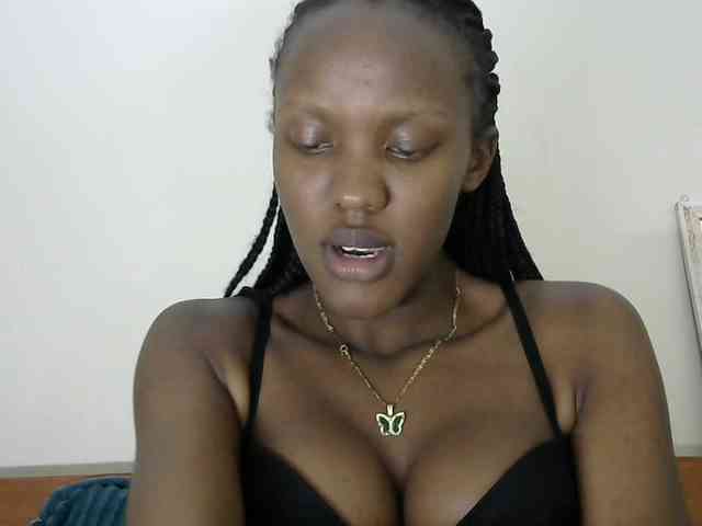 Trisha254 webcam
