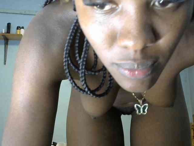 Trisha254 webcam
