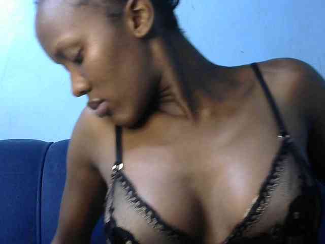 Trisha254 webcam