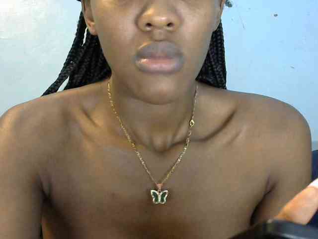 Trisha254 webcam