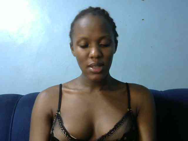 Trisha254 webcam