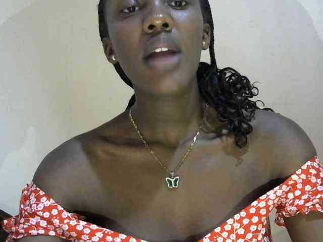 Trisha254 webcam