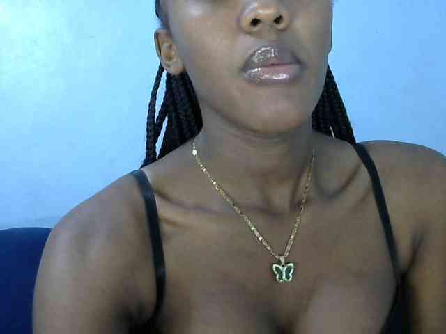 Trisha254 webcam