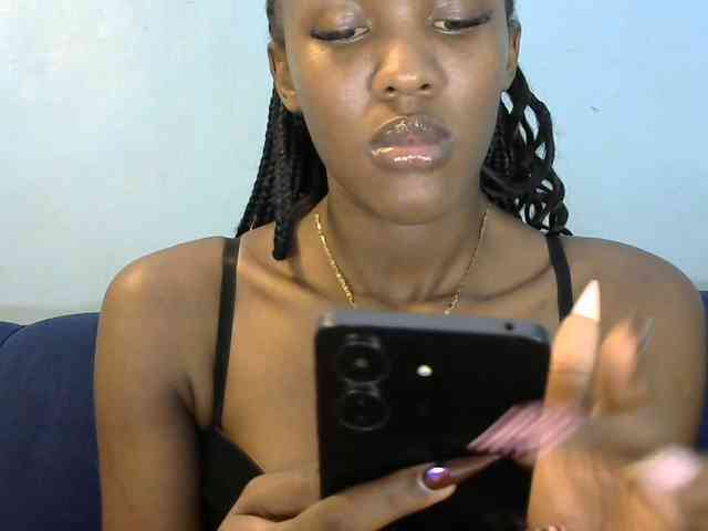Trisha254 webcam