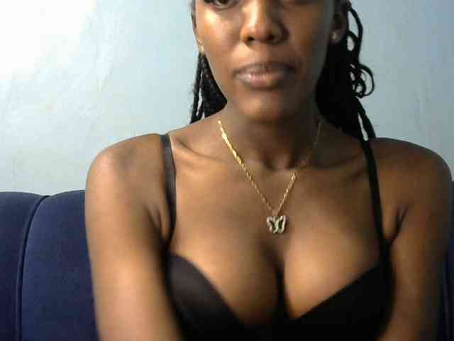 Trisha254 webcam
