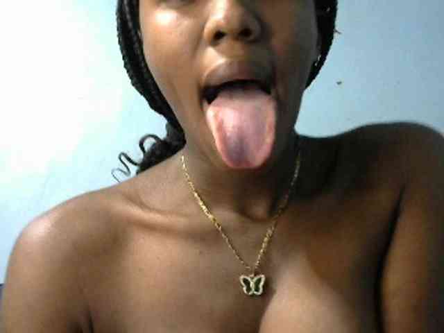 Trisha254 webcam