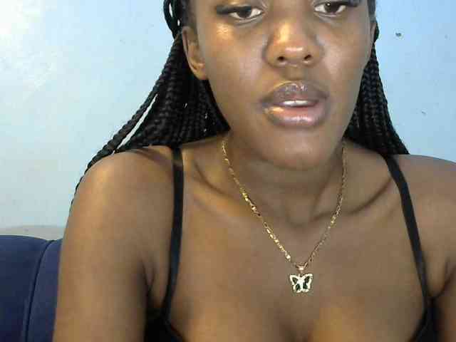 Trisha254 webcam