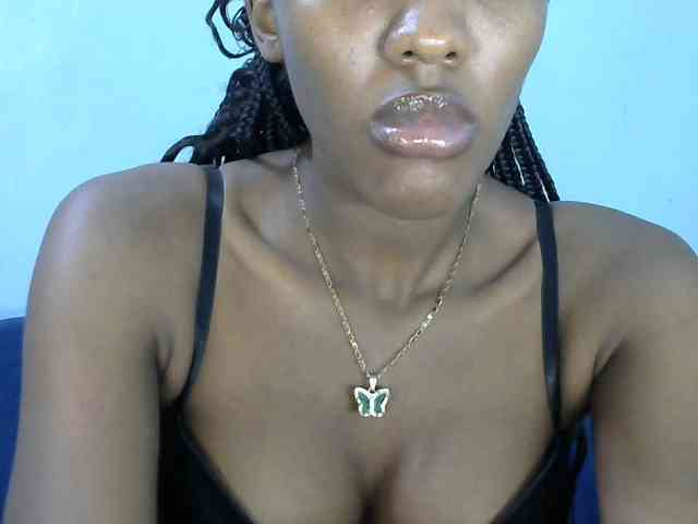 Trisha254 webcam