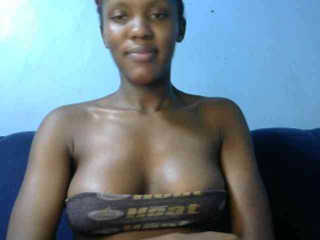 Trisha254 webcam