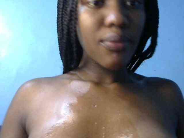 Trisha254 webcam