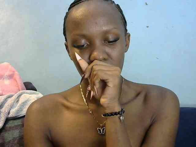 Trisha254 webcam
