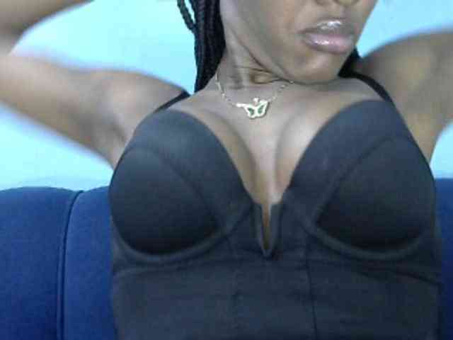 Trisha254 webcam
