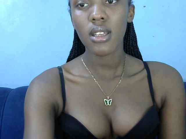 Trisha254 webcam
