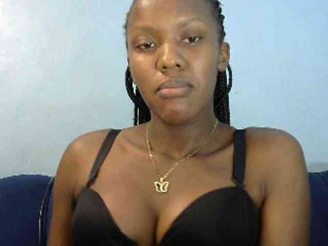 Trisha254 webcam