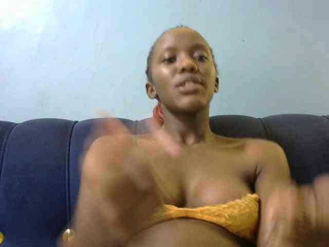 Trisha254 webcam