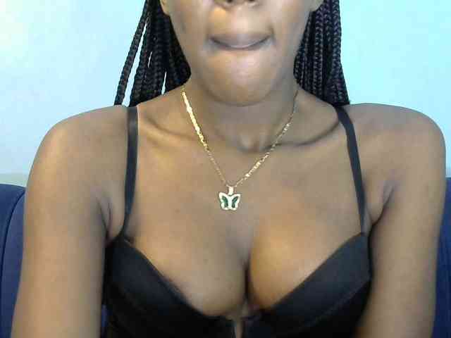 Trisha254 webcam