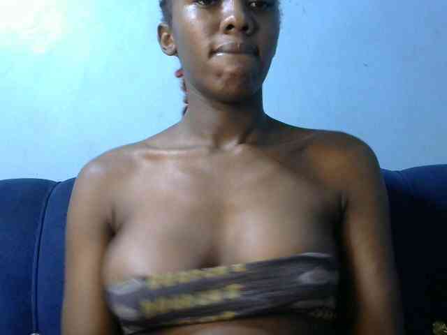 Trisha254 webcam