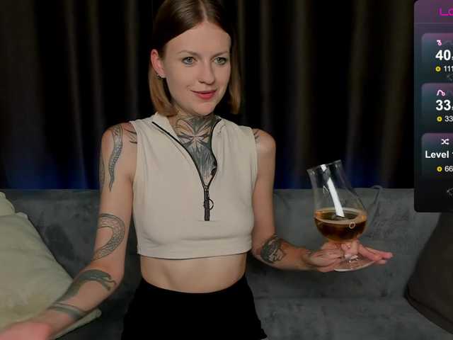mia-max live webcam show