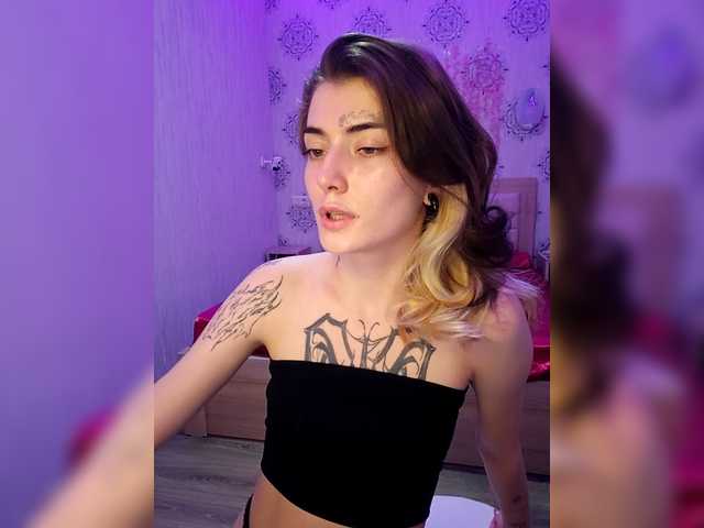 harris483 Live Cam on BongaCams