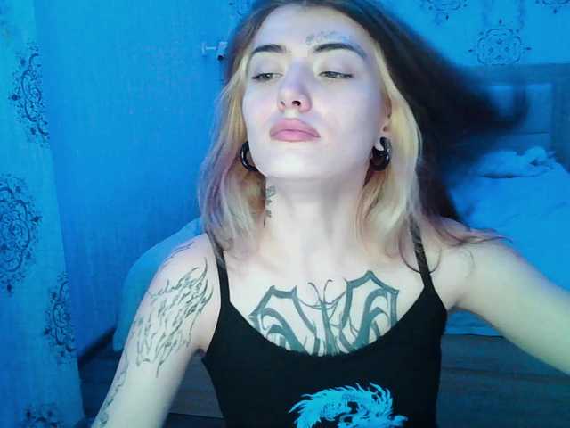 harris483 live cam on BongaCams