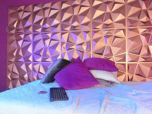 SalmaRose live cam on BongaCams