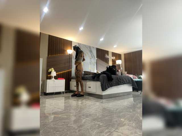 EmmaaFoster live cam preview