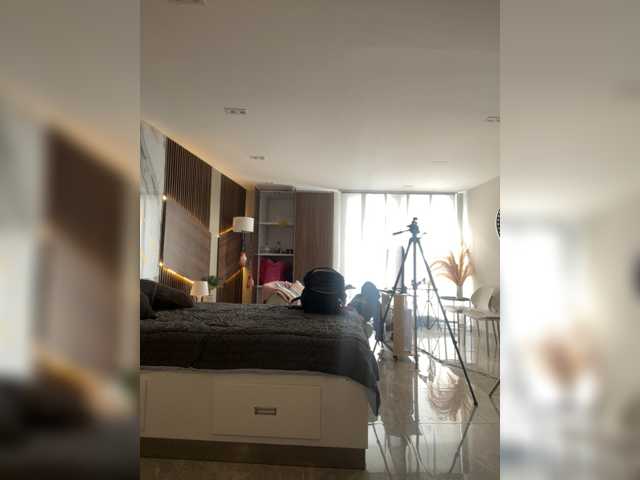 EmmaaFoster live cam on BongaCams
