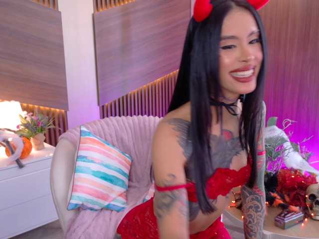 EmmaaFoster live cam on BongaCams