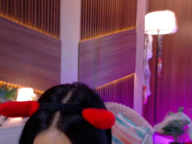 EmmaaFoster live cam on BongaCams