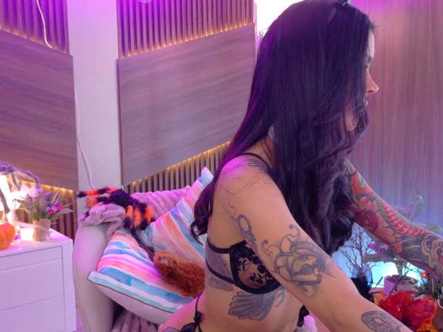 EmmaaFoster, en vivo ahora en BongaCams