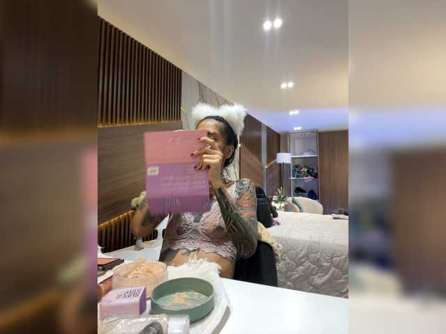 EmmaaFoster live cam on BongaCams