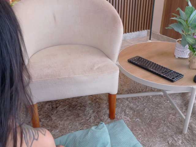 EmmaaFoster live cam on BongaCams
